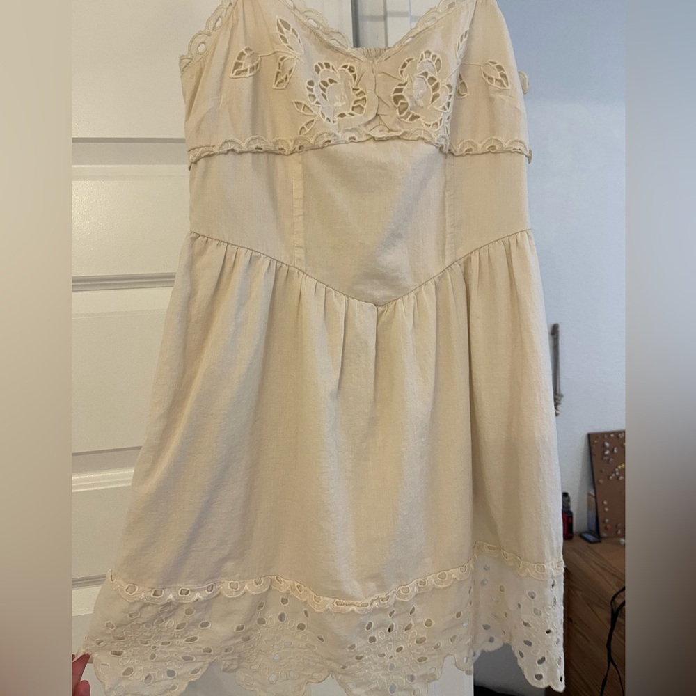 American Eagle Outfitters cream dress size medium